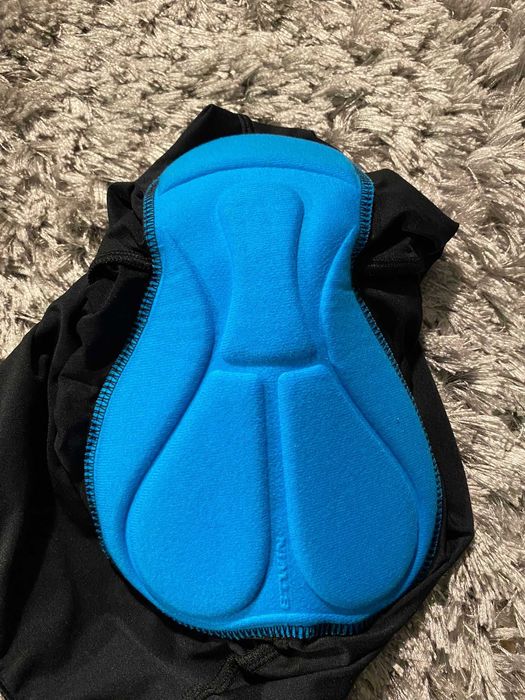 pantaloni scurti pentru ciclism btwin