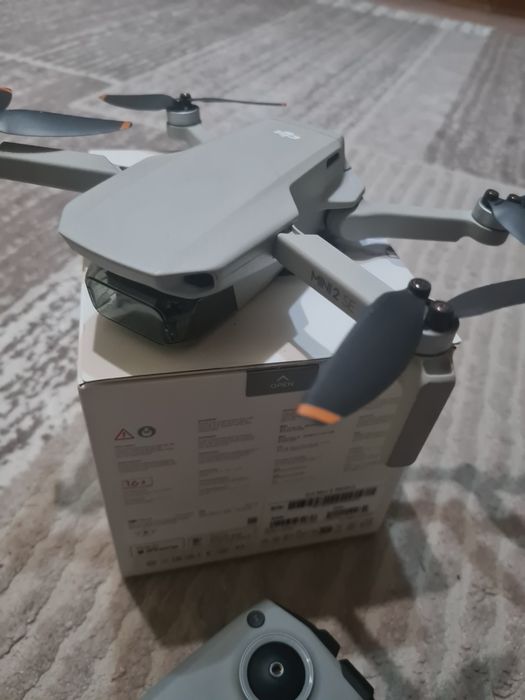 Dronă DJI Mini 2 se