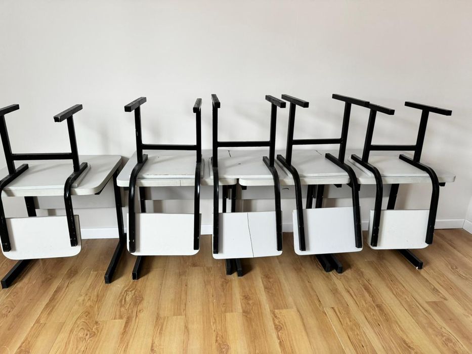 Парты школьные со стульями