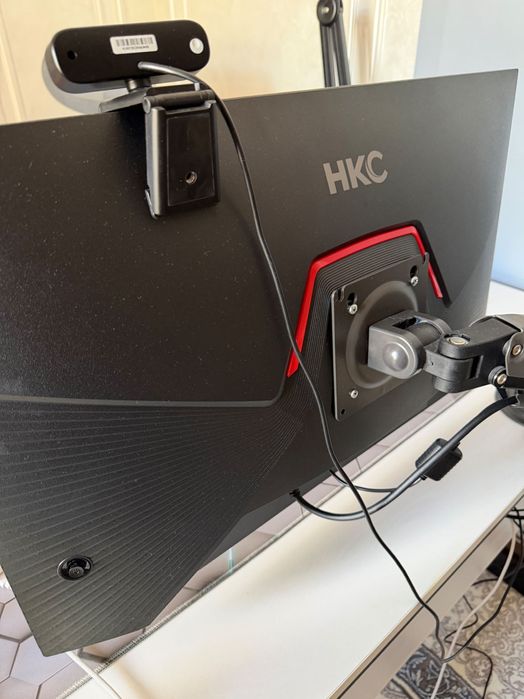 HKC 27 monitor, 300hz ideal holatda
