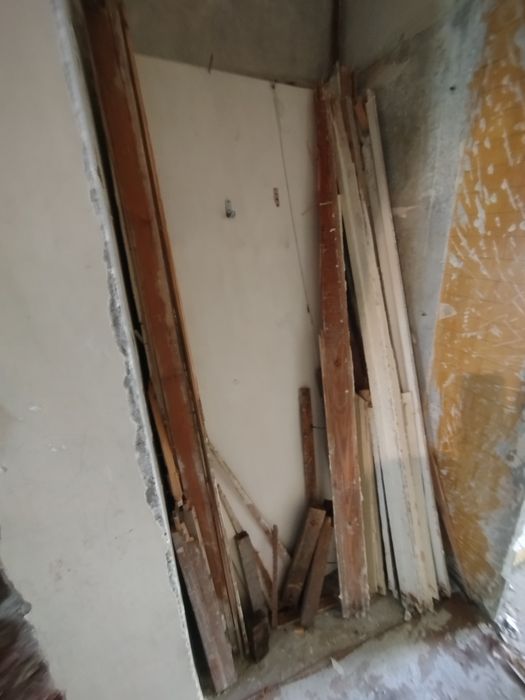 Диван, шкаф, у́тинлар бервораман