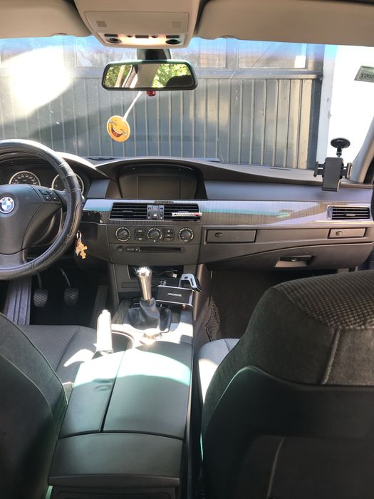 Vand bmw 525 2.5 D an fabricatie 2004