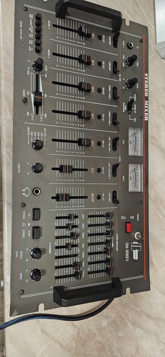 Mixer audio funcțional