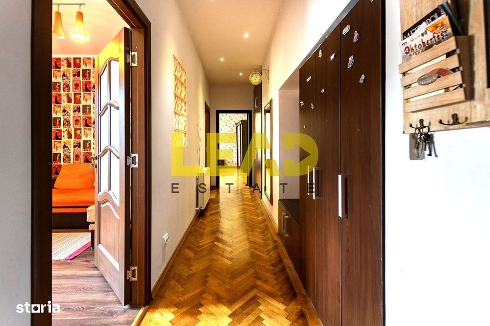Apartament · vedere panoramică · Etaj 2 · Centrul IstoricBrașov · Comi