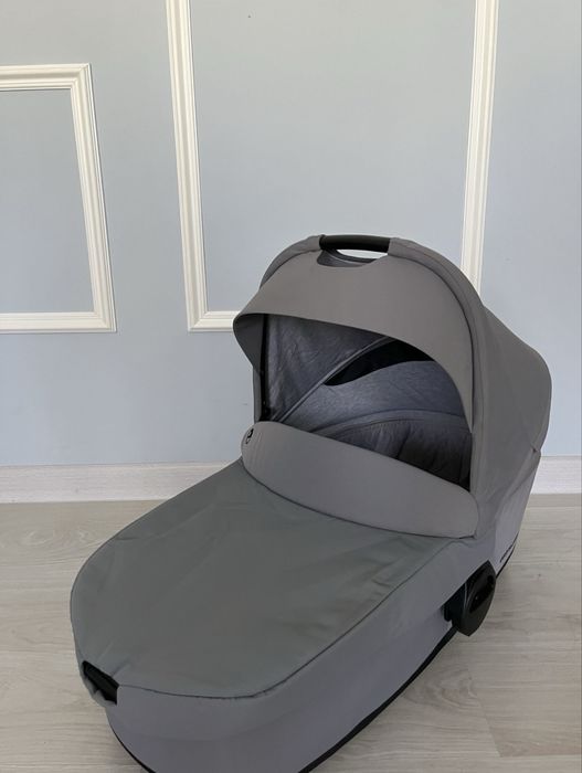 Коляска Easywalker charley