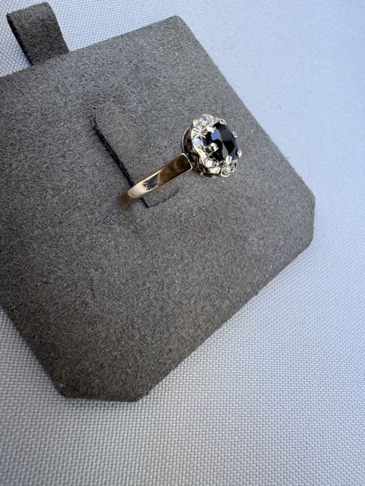 Inel aur 9 k, safir si diamante