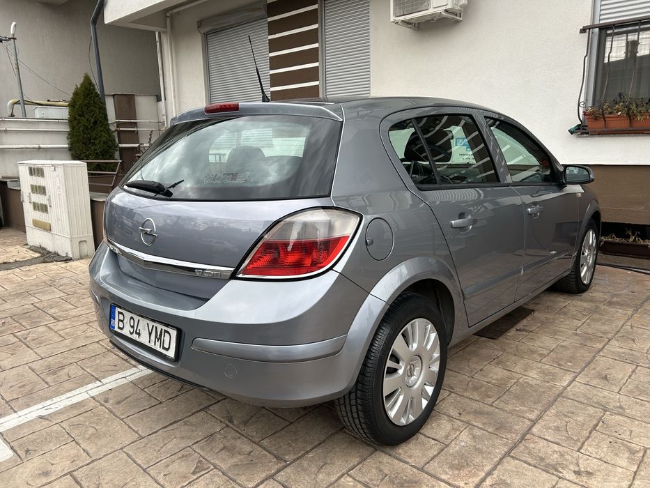 Opel Astra H/2008/Stare buna