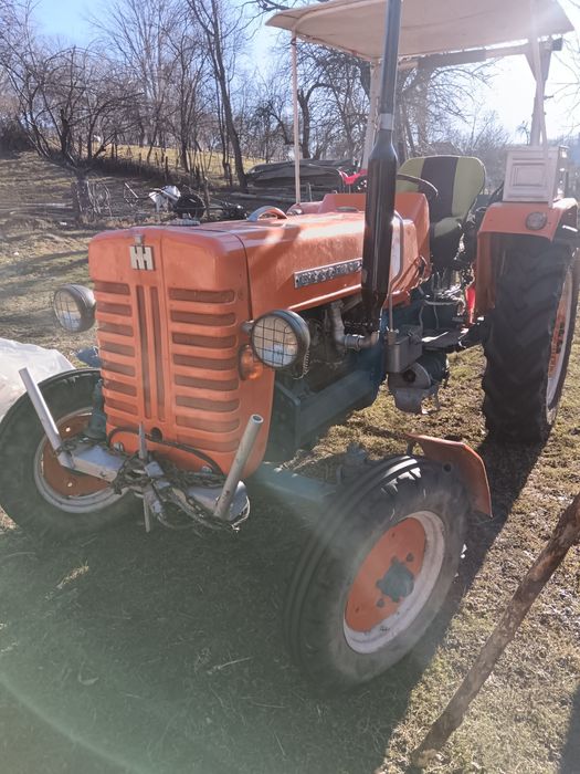 Vind tractor MC.cormick D439, cuu motor Auto 55 cp.prod. Brașov 199o
