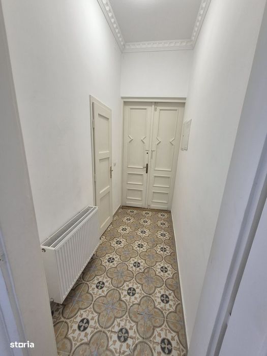 Birou de inchiriat-Piata Sinaia-3 Camere-86MP-Etaj 1-Centrala-800 Euro