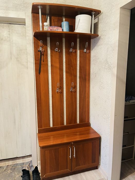 Продам прихожую