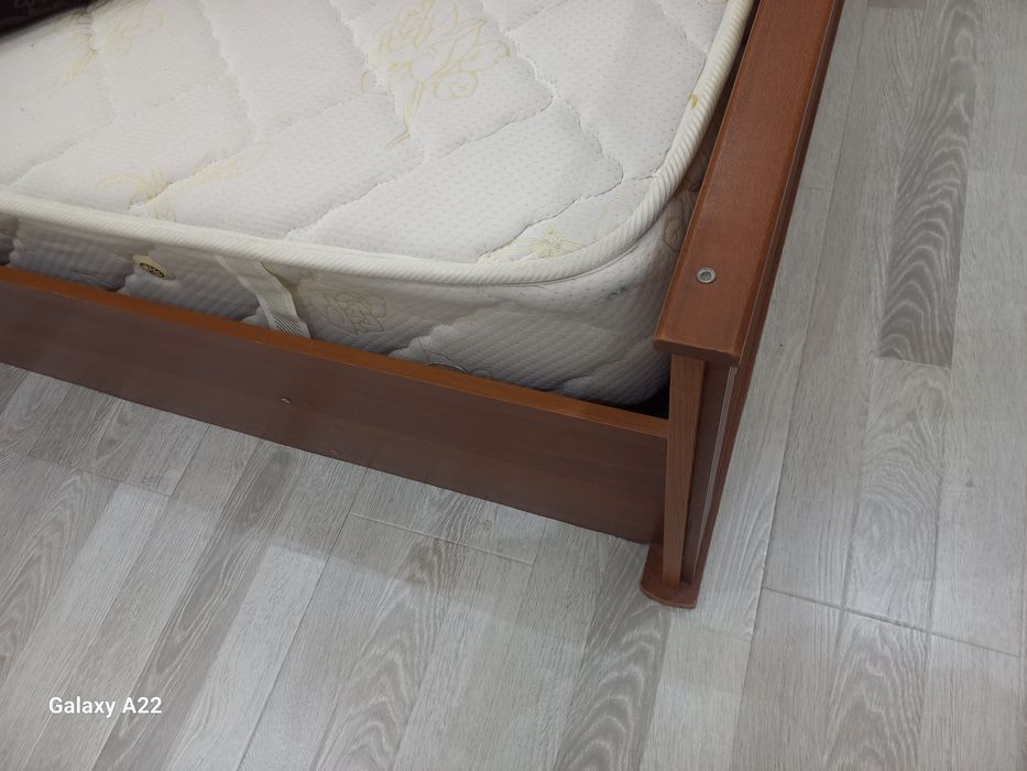 Spalniy. Ikkita tortmachasi bilan
