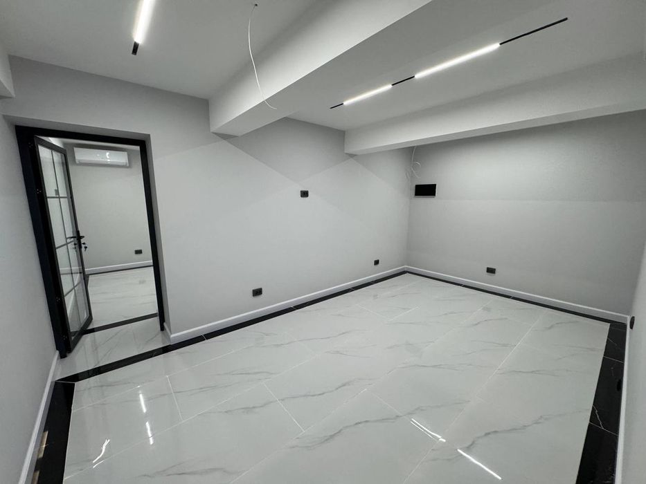 Продается коммерческое недвижимость Офис, ор-р: ул. Нукусская, 155м²