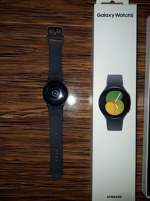 Умные часы SAMSUNG WATCH 5