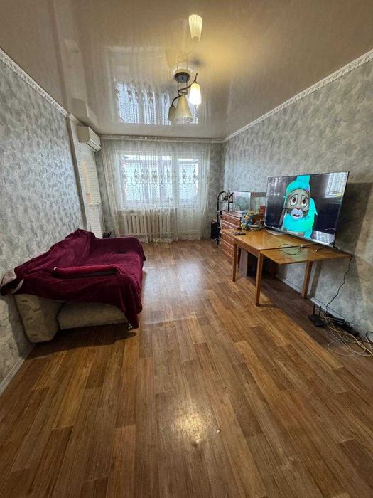 Продам 2-х комнатную квартиру на 7 мкр