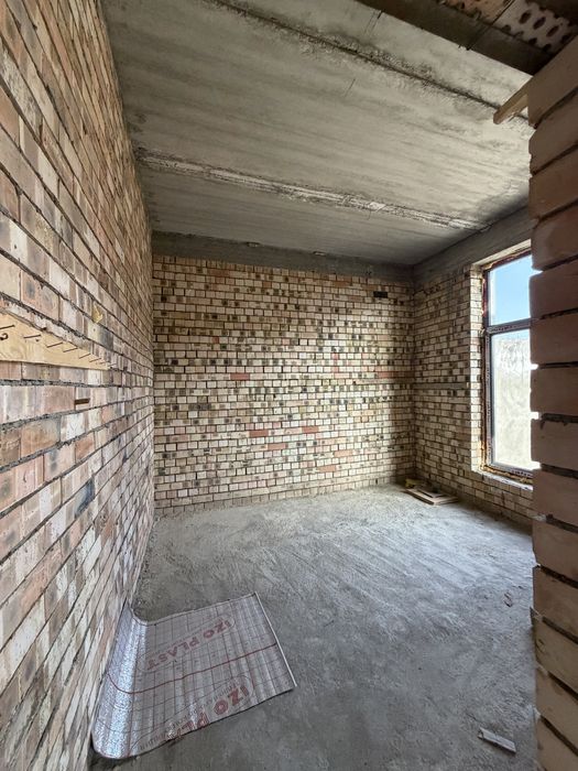 2 ta birxil qurilgan uy sotiladi