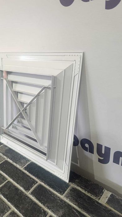 Диффузор квадратный 300х300 (425х425)