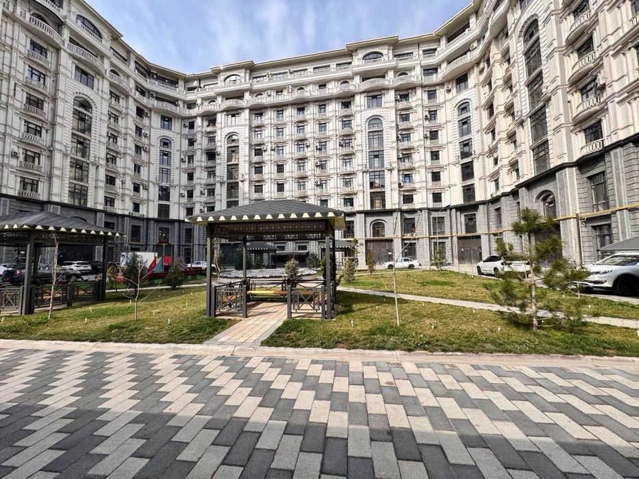 Жк "Милано" 4/5/10 151кв.м евро ремонт с мебелью и техникой