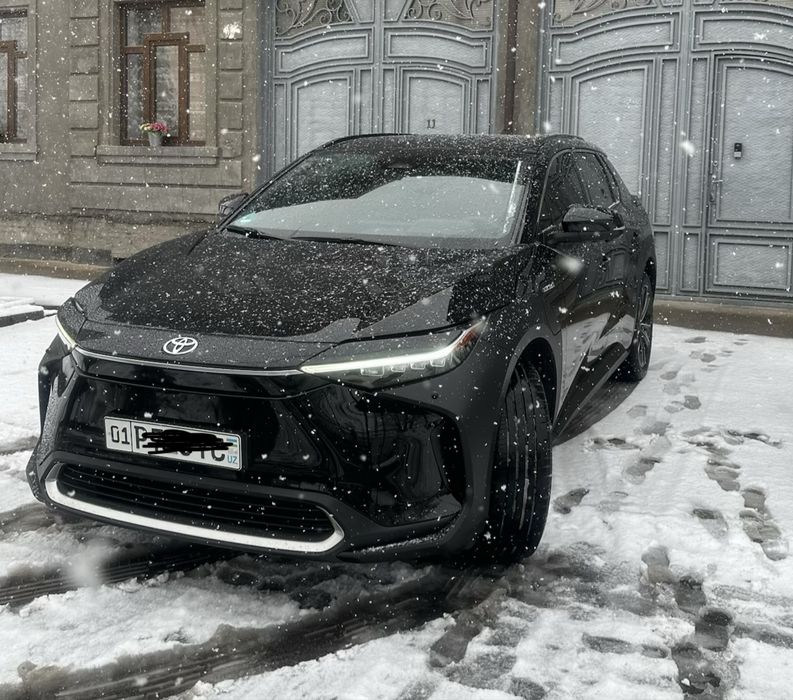 Toyota bz4 x продаётся