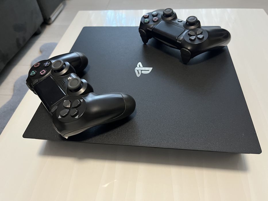 ps4 pro 1 tb 2 controale originale