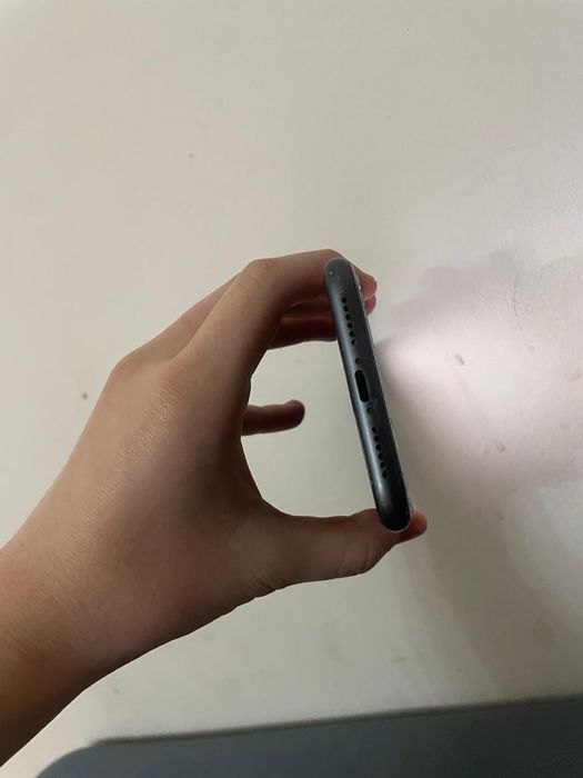 Айфон 11 128гб  73 акм