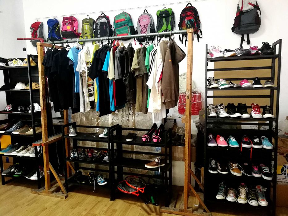 Adidasi  alergare 42 43 46 Bocanci munte ghete  maraton  38 39  Ca NOI