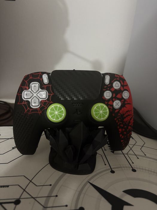 Se vinde tot set-upul gaming