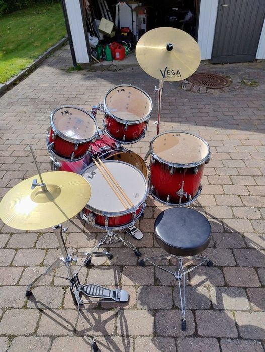 LD drums - комплект барабани
