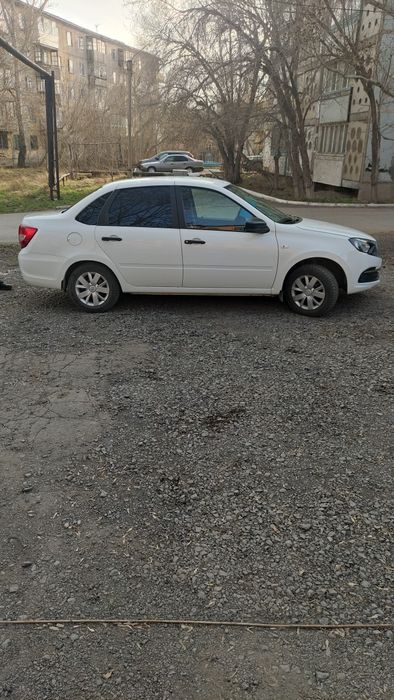 Продам LADA Granta 2021 года