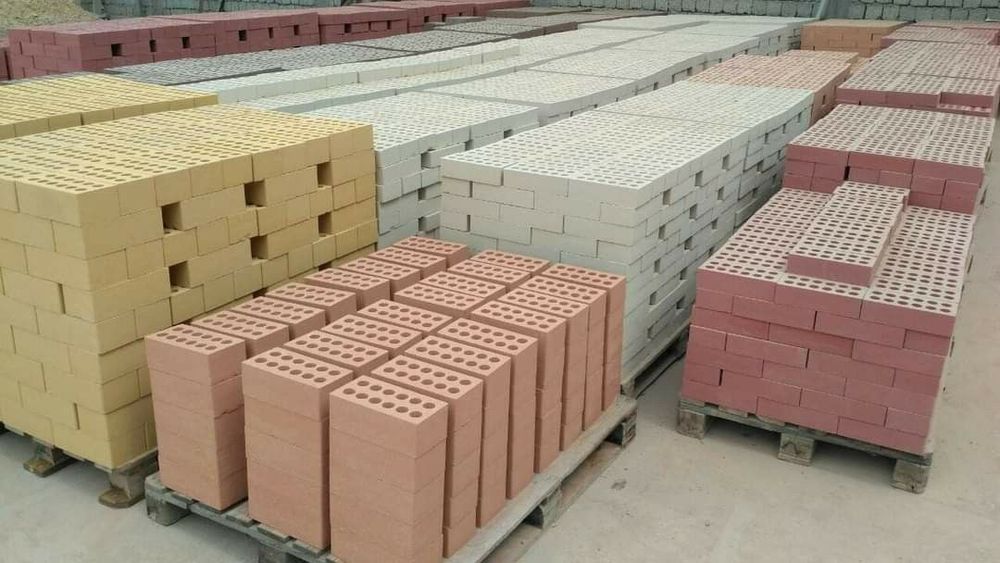 Гипер прессованный облицовочный кирпич.