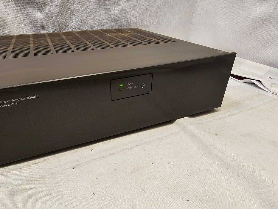 Amplificator FINAL de Putere Stereo NAD 2240PE Power Envelope