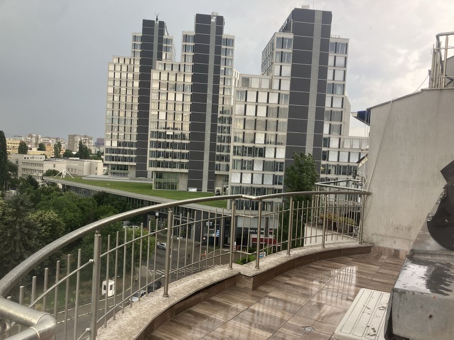 Апартамент в Кв. Изток
