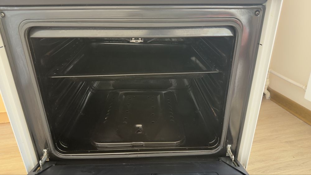 Gaz plita, holati yaxshi