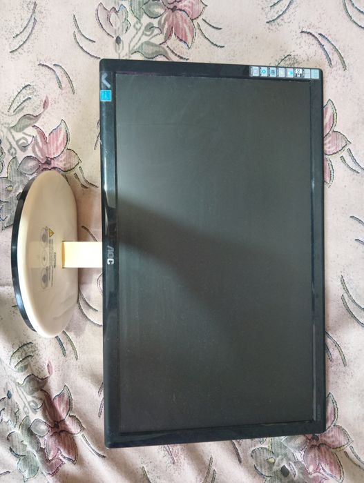 Монитор 20 дюймов