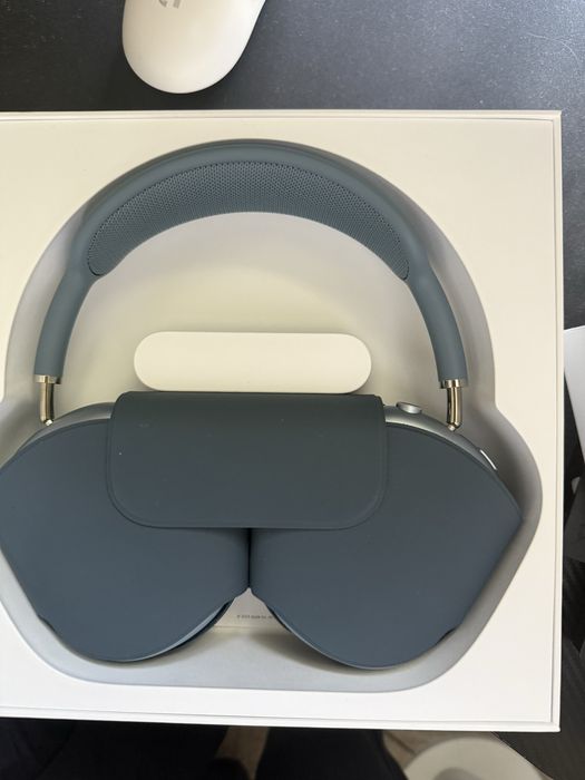 Airpods max 2 новый неиспользованный
