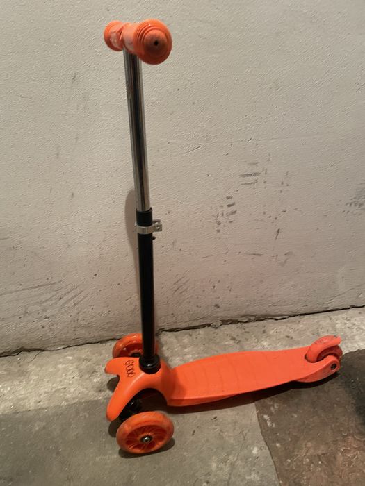 Самокат продам  срлчнл!