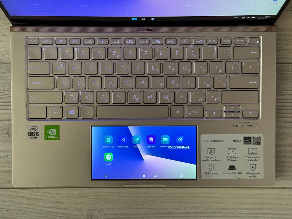 14.0 IPS /i5 10210U /MX250 /8GB /512GB /ScreenPad /ASUS ZenBook