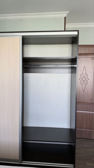 Продам шкаф-купе в отличном состоянии