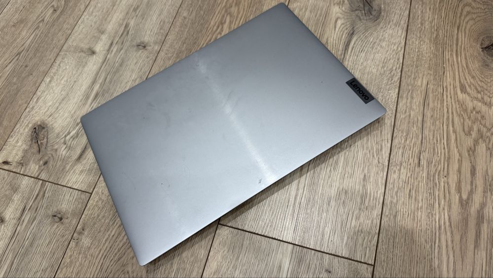 Продам ноутбук  леново