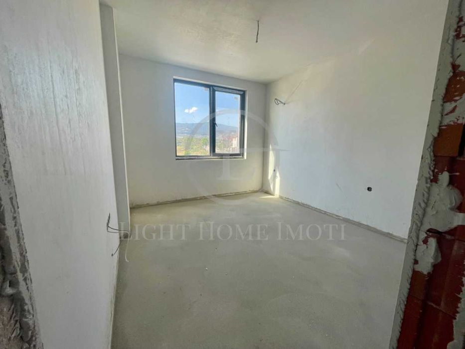 Продава се Двустаен апартамент в Пловдив, Коматево - 63 кв.м за 1505 €/кв.м - Снимка #1