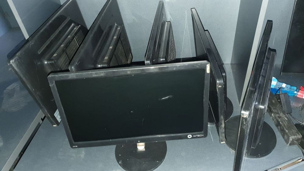 Компютерлар сотилади