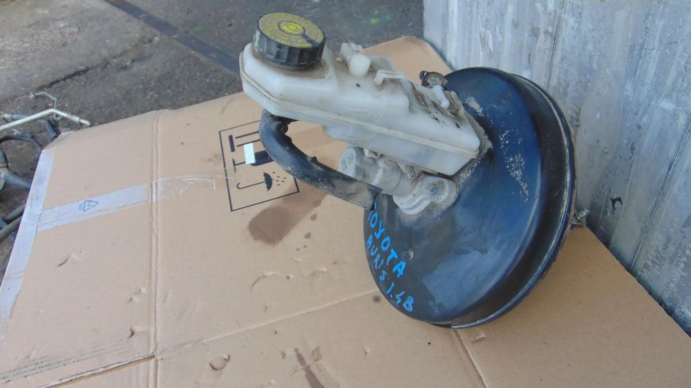 Tulumba servo frana Toyota auris 1.4 benzina an 2007-2010
