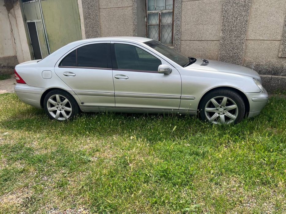 Срочно Mercedes-Benz W203