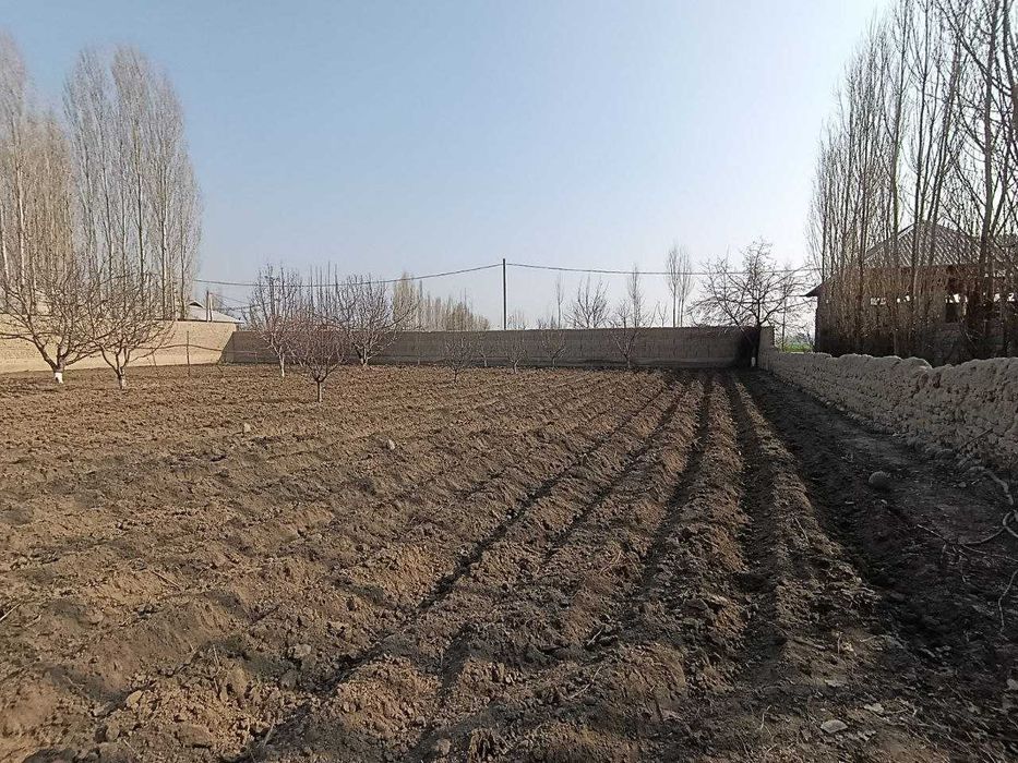 Учаска сотилади!  8 сотих. Аввалда