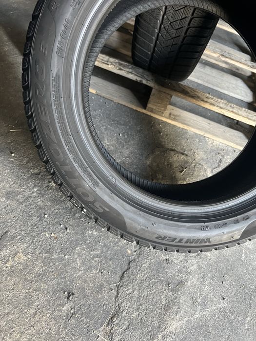 2 anvelope iarna 225/50/17 Pirelli Runflat 2024!