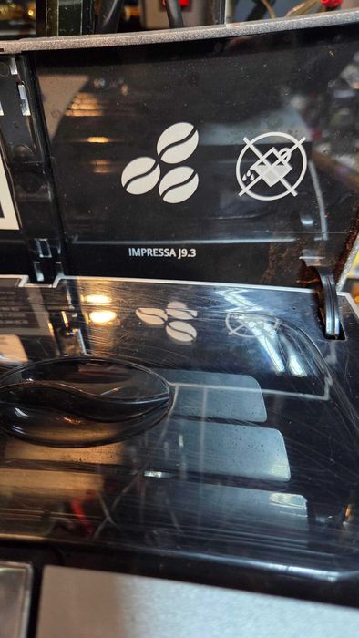 Espressor automat JURA IMPRESSA J9.3, rasnita Aroma+, afisaj TFT