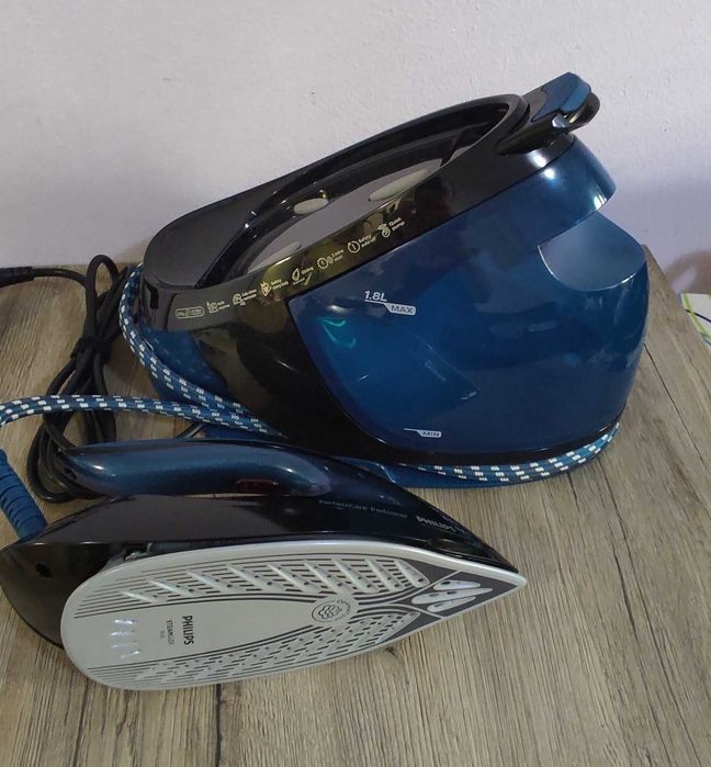 Парогенератор PHILIPS GC8735/80