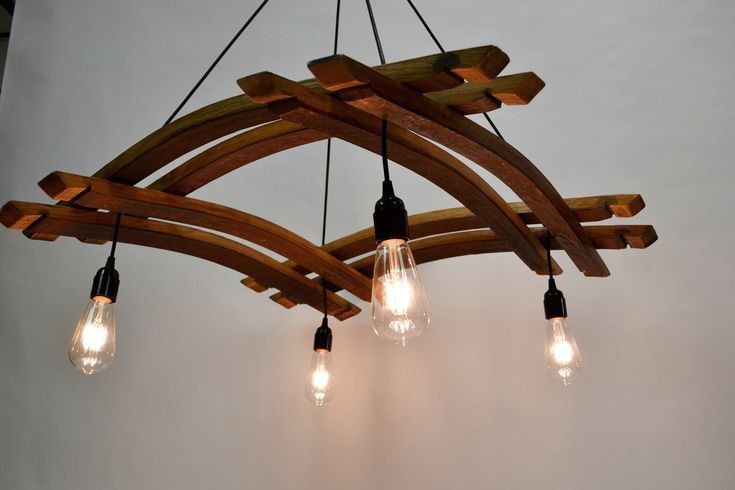 Bar din butoaie suport pentru pahare