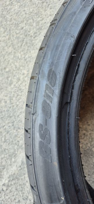 4 anvelope vara noi Sunwide,fata 225/35/19,spate 255/30/19,dot 2025.Pretul este pe bucata.