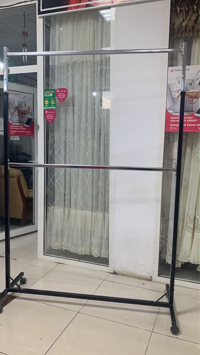 Вешалка стойка напольная