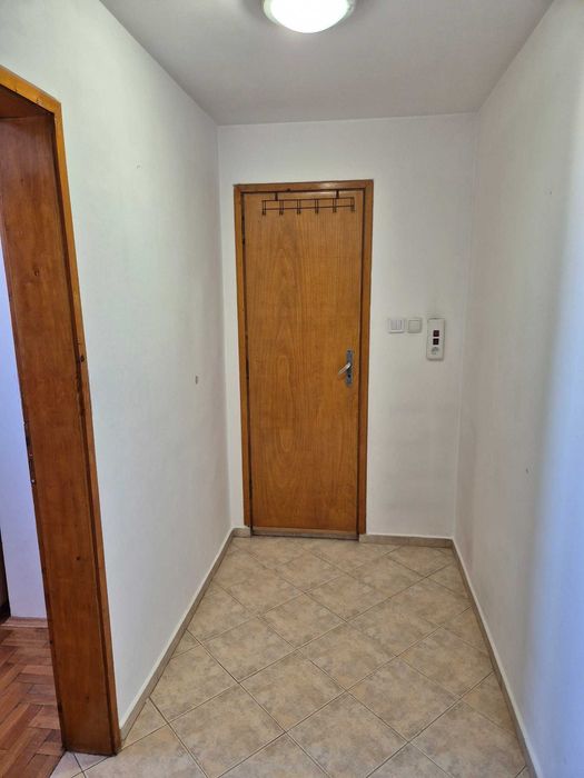 Дава се под наем Двустаен апартамент в София, Банишора - 62 кв.м за 265.2 € - Снимка #3